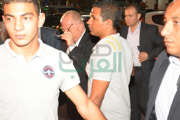 بالصور.. وصول حلمي النمنم و أشرف ذكي وانغام والفخرانى واسعاد يونس لعزاء والدة ليلى علوى بالصور.. وصول حلمي النمنم و أشرف ذكي وانغام والفخرانى واسعاد يونس لعزاء والدة ليلى علوى