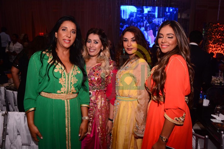 بالصور.. نجوم الغناء يتألقون في حفل زفاف المطربة جنات بالصور.. نجوم الغناء يتألقون في حفل زفاف المطربة جنات