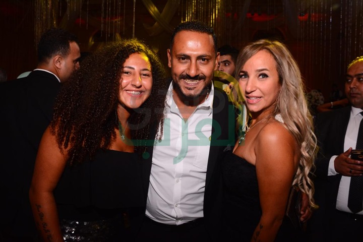 بالصور.. نجوم الغناء يتألقون في حفل زفاف المطربة جنات بالصور.. نجوم الغناء يتألقون في حفل زفاف المطربة جنات