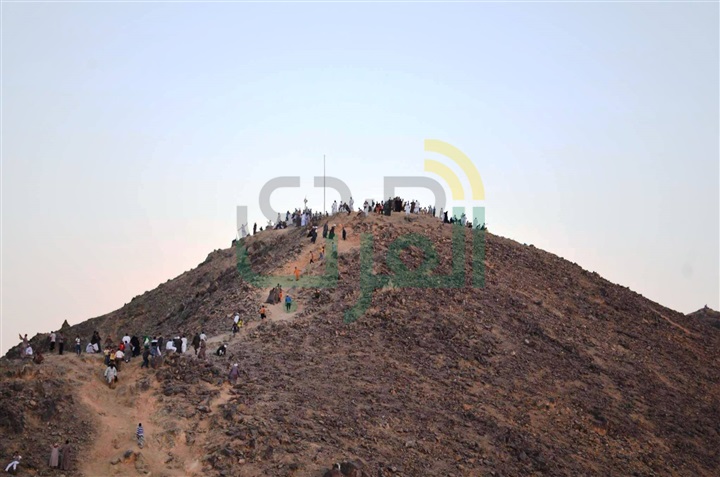 بالصور.. حُميثرة مقصد الصوفية والمريدين في العيد الكبير بالصعيد