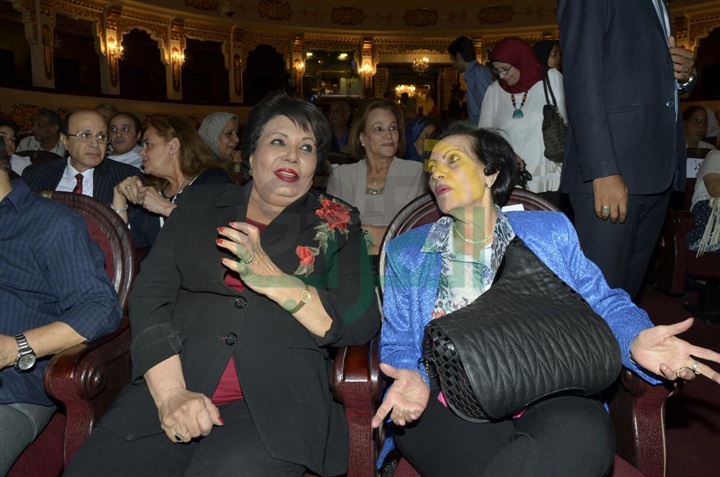 بالصور.. بدء حفل تكريم الفنانة القديره نادية رشاد بالصور.. بدء حفل تكريم الفنانة القديره نادية رشاد