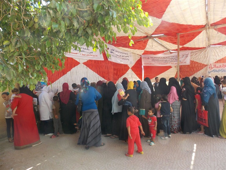 قافلة طبية بكفر الدوار لتقديم العلاج و الكشف بالمجان 