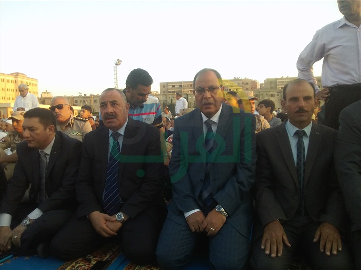 بالصور.. القيادات الأمنية والتنفيذية بكفر الشيخ يؤدون صلاة العيد