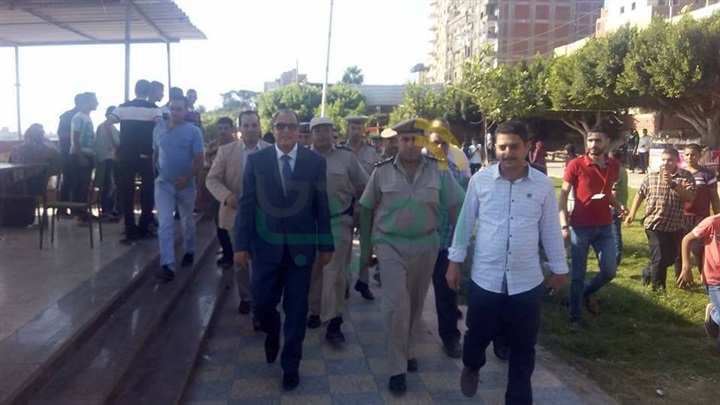 مدير أمن كفر الشيخ يفاجئ الخدمات الأمنية بحدائق دسوق