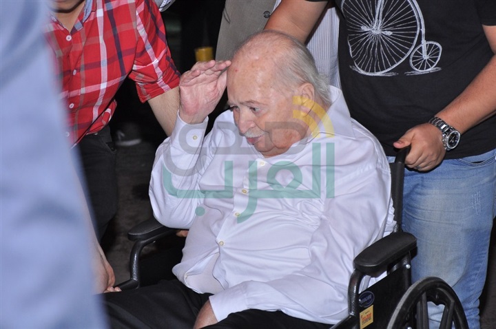 بالصور.. وصول حلمي النمنم و أشرف ذكي وانغام والفخرانى واسعاد يونس لعزاء والدة ليلى علوى بالصور.. وصول حلمي النمنم و أشرف ذكي وانغام والفخرانى واسعاد يونس لعزاء والدة ليلى علوى