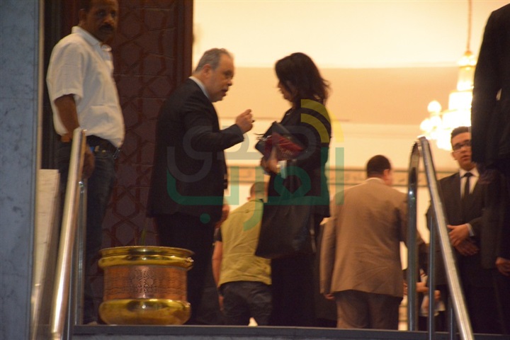 بالصور.. وصول حلمي النمنم و أشرف ذكي وانغام والفخرانى واسعاد يونس لعزاء والدة ليلى علوى بالصور.. وصول حلمي النمنم و أشرف ذكي وانغام والفخرانى واسعاد يونس لعزاء والدة ليلى علوى
