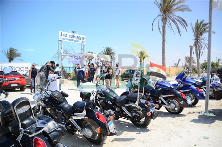 وصلات رقص وعروض بالدرجات النارية في حفل عيد الاضحي بشاطئ "لابلاج" وصلات رقص وعروض بالدرجات النارية في حفل عيد الاضحي بشاطئ "لابلاج"