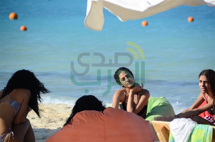 وصلات رقص وعروض بالدرجات النارية في حفل عيد الاضحي بشاطئ "لابلاج" وصلات رقص وعروض بالدرجات النارية في حفل عيد الاضحي بشاطئ "لابلاج"