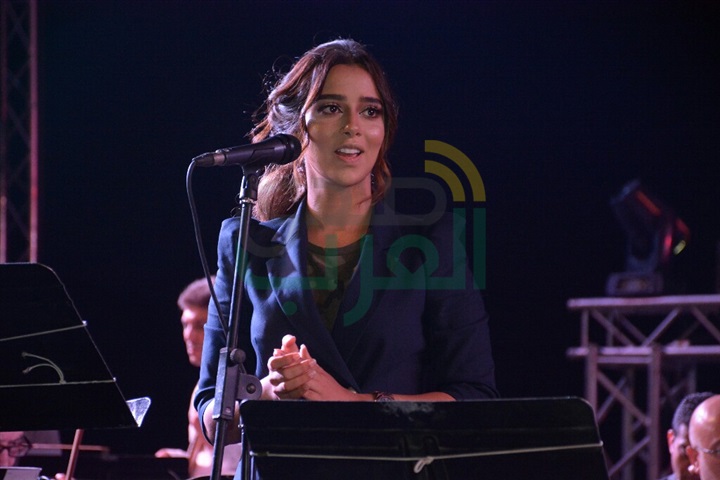 بالصور..الاستعدادات النهائية لحفل النجمة "بلقيس" بالصوت والضوء بالصور..الاستعدادات النهائية لحفل النجمة "بلقيس" بالصوت والضوء