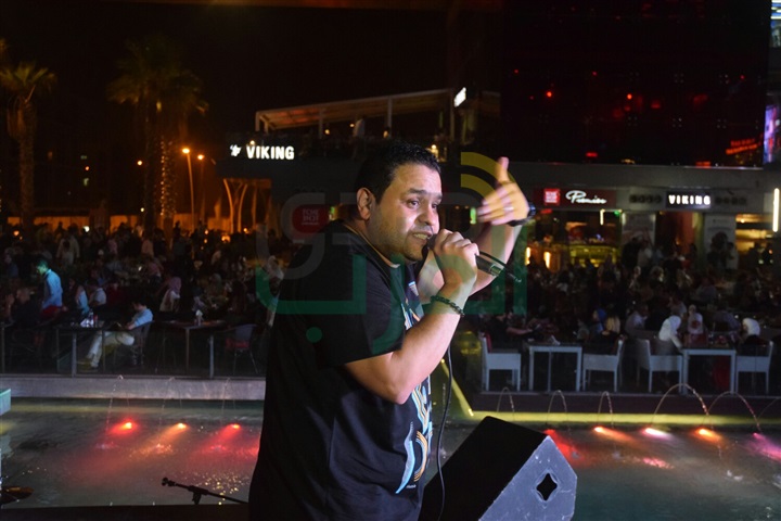 بالصور.. العسيلي يشعل رابع أيام العيد بـ"سيتي سكوير" بالصور.. العسيلي يشعل رابع أيام العيد بـ"سيتي سكوير"