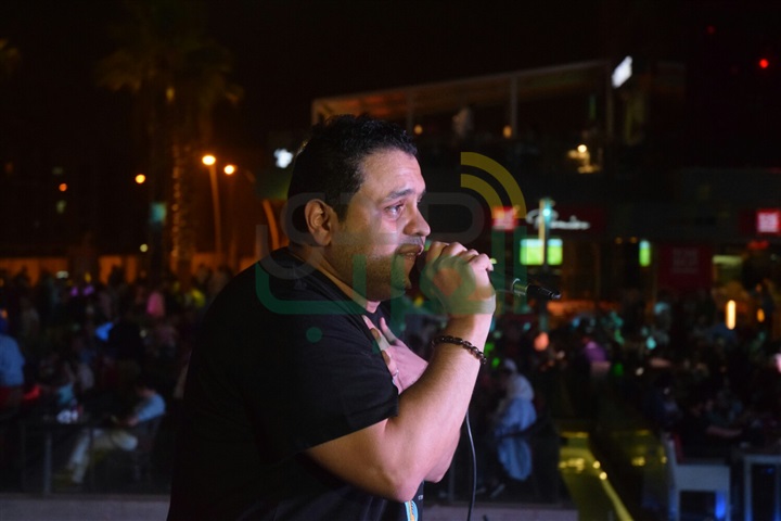 بالصور.. العسيلي يشعل رابع أيام العيد بـ"سيتي سكوير" بالصور.. العسيلي يشعل رابع أيام العيد بـ"سيتي سكوير"