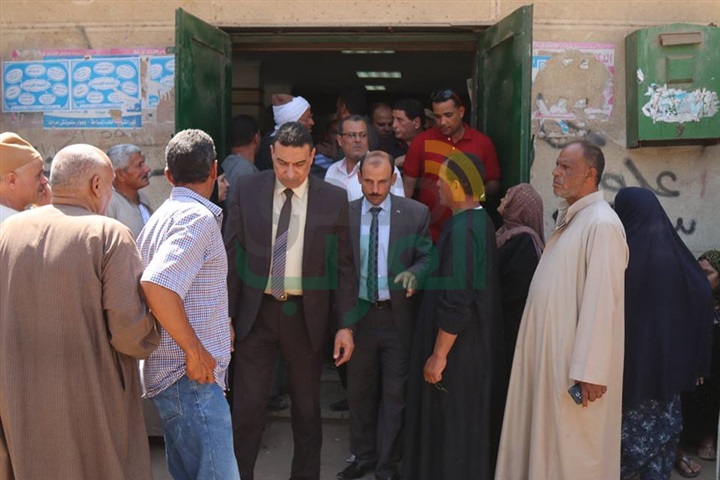بالصور.. ساحة انتظار وكراسي لخدمة كبار السن بمكتب بريد "مسير" بكفر الشيخ