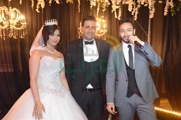 بالصور.. نجوم الغناء يحتفلون بزفاف شقيقة زوجة محمود الليثي بالصور.. نجوم الغناء يحتفلون بزفاف شقيقة زوجة محمود الليثي