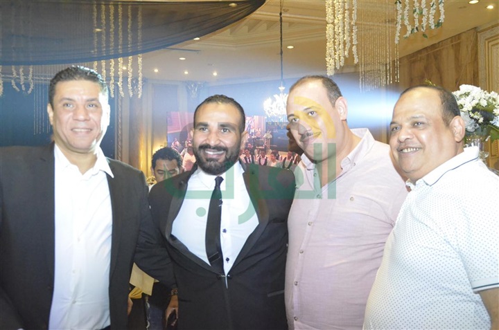 بالصور.. نجوم الغناء يحتفلون بزفاف شقيقة زوجة محمود الليثي بالصور.. نجوم الغناء يحتفلون بزفاف شقيقة زوجة محمود الليثي