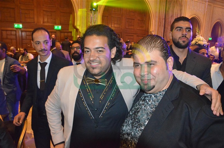 بالصور.. نجوم الغناء يحتفلون بزفاف شقيقة زوجة محمود الليثي بالصور.. نجوم الغناء يحتفلون بزفاف شقيقة زوجة محمود الليثي