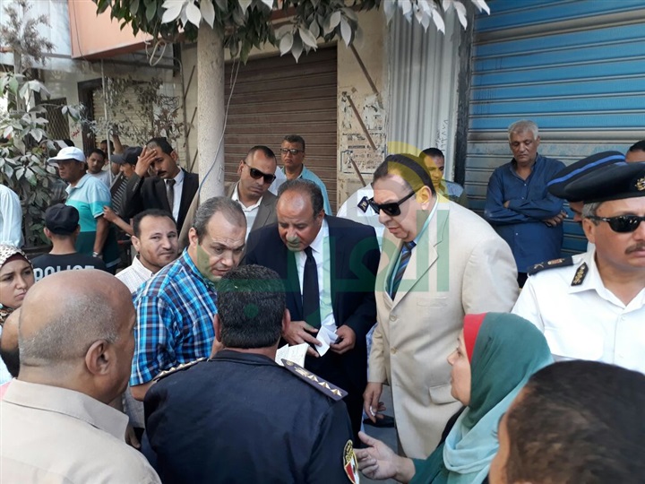 محافظ الإسكندرية يكلف الأجهزة التنفيذية بالتعامل مع سقوط عقار بمحرم ببك