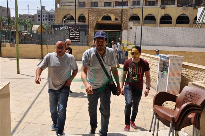 بالصور.. باسم سمرة يشيع جثمان والده من مسجد الصباح بالهرم بالصور.. باسم سمرة يشيع جثمان والده من مسجد الصباح بالهرم
