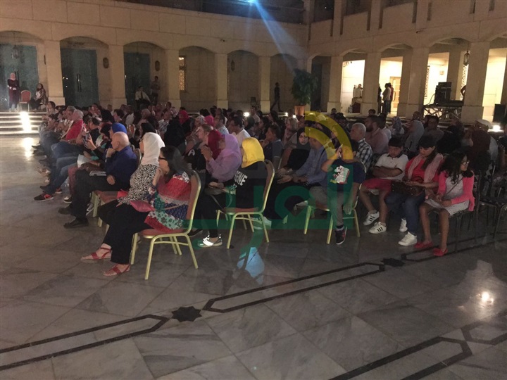 بالصور..المطربة الشابة "سمية درويش" تشعل المسرح المكشوف بالاوبرا