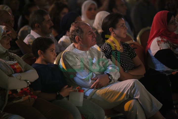 بالصور.. فرقة المصريين بقيادة هاني شنودة يحييون حفل غنائيًا بالمسرح المكشوف بالصور.. فرقة المصريين بقيادة هاني شنودة يحييون حفل غنائيًا بالمسرح المكشوف