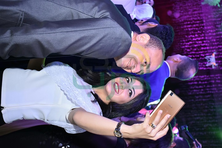 بالصور.. "محمد فؤاد" يشعل حفل زفاف حسن نجم ونوران أسامة بالصور.. "محمد فؤاد" يشعل حفل زفاف حسن نجم ونوران أسامة