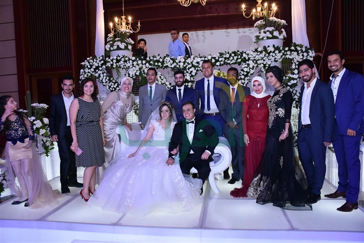 بالصور.. "محمد فؤاد" يشعل حفل زفاف حسن نجم ونوران أسامة بالصور.. "محمد فؤاد" يشعل حفل زفاف حسن نجم ونوران أسامة
