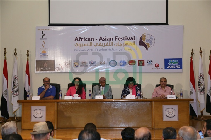بالصور.. بدء مؤتمر الكشف عن تفاصيل مهرجان شرم الشيخ الأفروأسيوي للسينما بالصور.. بدء مؤتمر الكشف عن تفاصيل مهرجان شرم الشيخ الأفروأسيوي للسينما