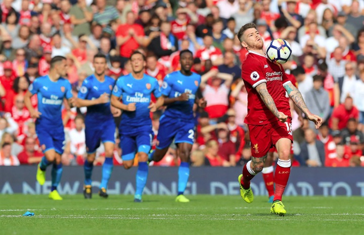 صلاح يفاجئ الجميع بسرعته مع ليفربول 