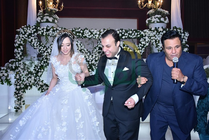 بالصور.. "محمد فؤاد" يشعل حفل زفاف حسن نجم ونوران أسامة بالصور.. "محمد فؤاد" يشعل حفل زفاف حسن نجم ونوران أسامة
