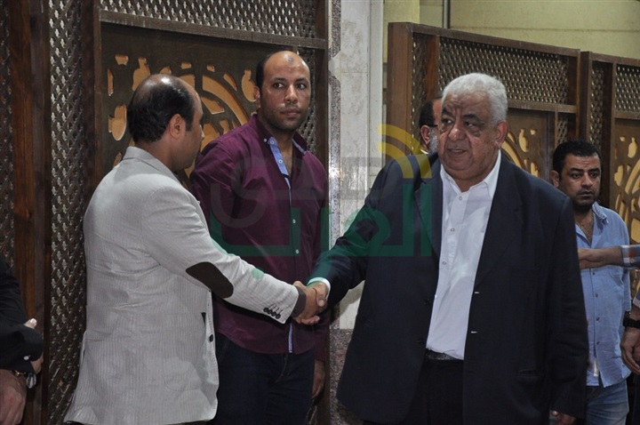 بالصور.. طارق نور و مدحت العدل فى عزاء والد خالد حلمي بالصور.. طارق نور و مدحت العدل فى عزاء والد خالد حلمي