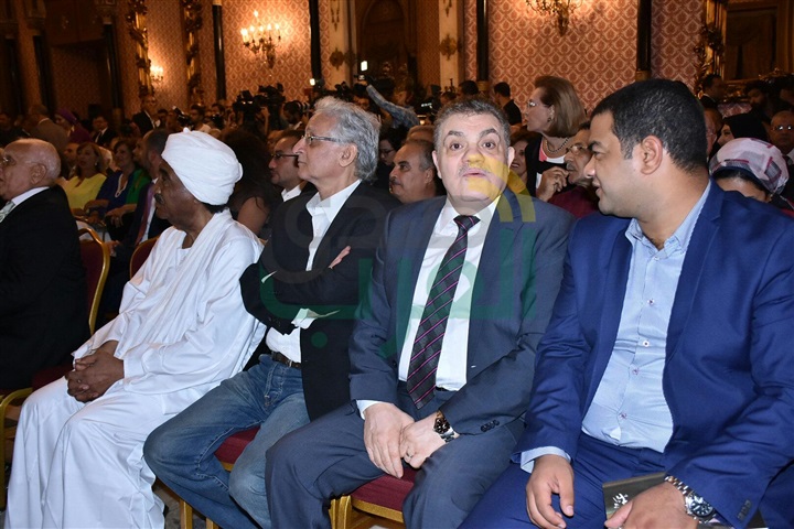 بالصور..بدء حفل توقيع كتاب "عمرو موسى" بحضور كوكبة من الوزراء والسفراء ونجوم الفن بالصور..بدء حفل توقيع كتاب "عمرو موسى" بحضور كوكبة من الوزراء والسفراء ونجوم الفن
