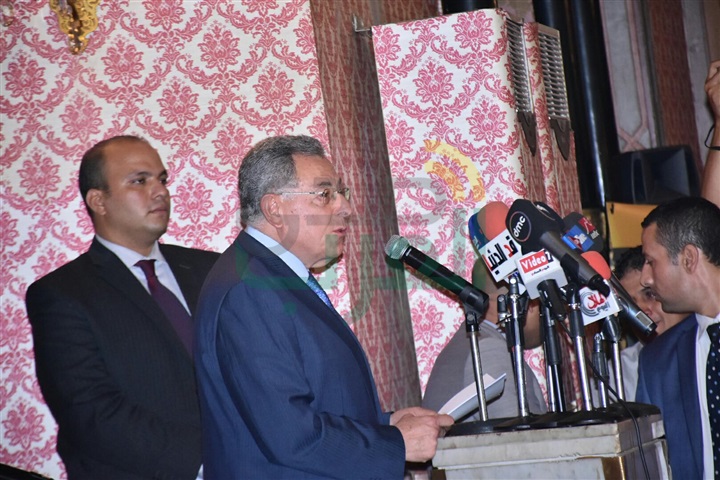بالصور..بدء حفل توقيع كتاب "عمرو موسى" بحضور كوكبة من الوزراء والسفراء ونجوم الفن بالصور..بدء حفل توقيع كتاب "عمرو موسى" بحضور كوكبة من الوزراء والسفراء ونجوم الفن