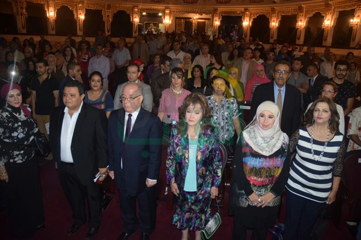 بالصور .. وزير الثقافة وخالد جلال يكرمان ليلي طاهر بحضور رموز الفن بالصور .. وزير الثقافة وخالد جلال يكرمان ليلي طاهر بحضور رموز الفن
