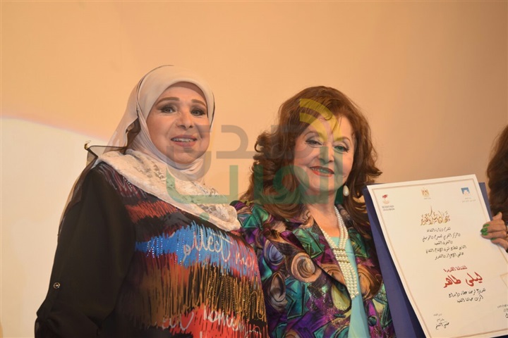 بالصور .. وزير الثقافة وخالد جلال يكرمان ليلي طاهر بحضور رموز الفن بالصور .. وزير الثقافة وخالد جلال يكرمان ليلي طاهر بحضور رموز الفن