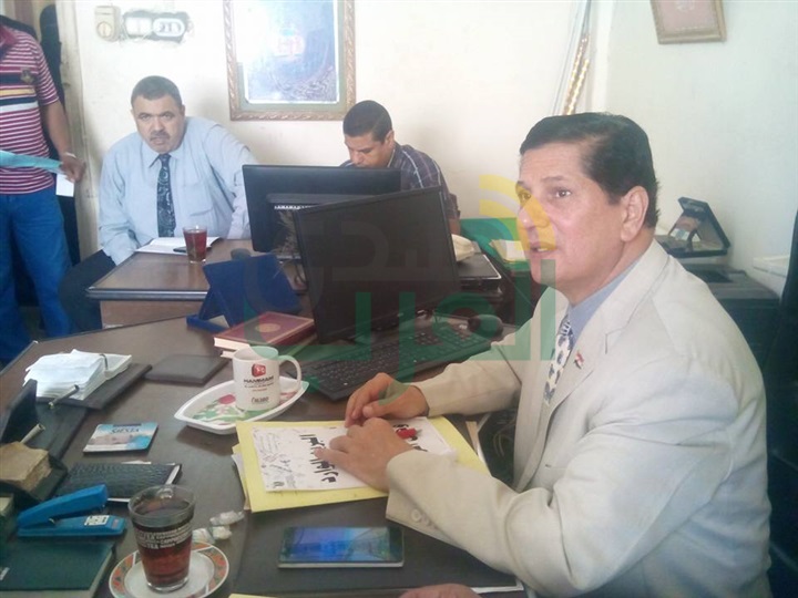 بالصور.. وكيل تعليم كفر الشيخ يستقبل خامسة الجمهورية في الثانوية للصم والبكم