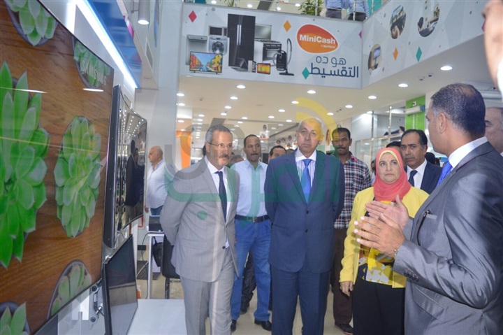 بالصور .. بى.تك تفتتح أكبر ميجا ستور للأجهزة الكهربائية في أسوان بالصور .. بى.تك تفتتح أكبر ميجا ستور للأجهزة الكهربائية في أسوان
