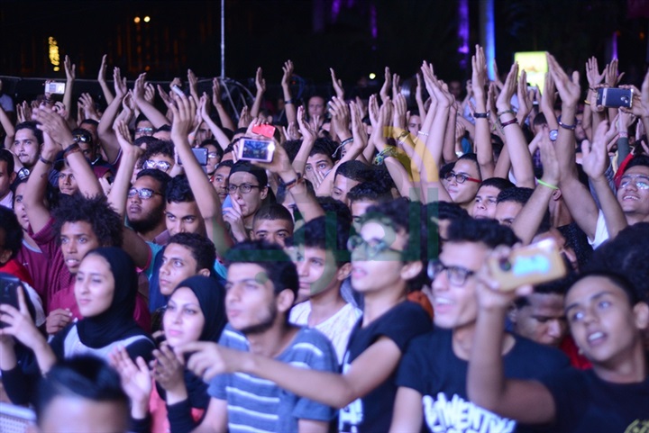 بالصور.. "مسار إجباري" تحتفل باليوبيل الذهبي للأضواء في الحديقة الصينية بالصور.. "مسار إجباري" تحتفل باليوبيل الذهبي للأضواء في الحديقة الصينية