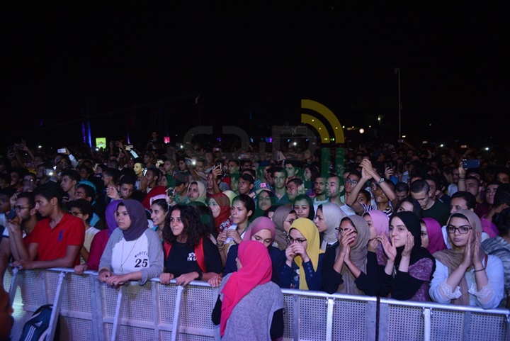 بالصور.. "مسار إجباري" تحتفل باليوبيل الذهبي للأضواء في الحديقة الصينية بالصور.. "مسار إجباري" تحتفل باليوبيل الذهبي للأضواء في الحديقة الصينية