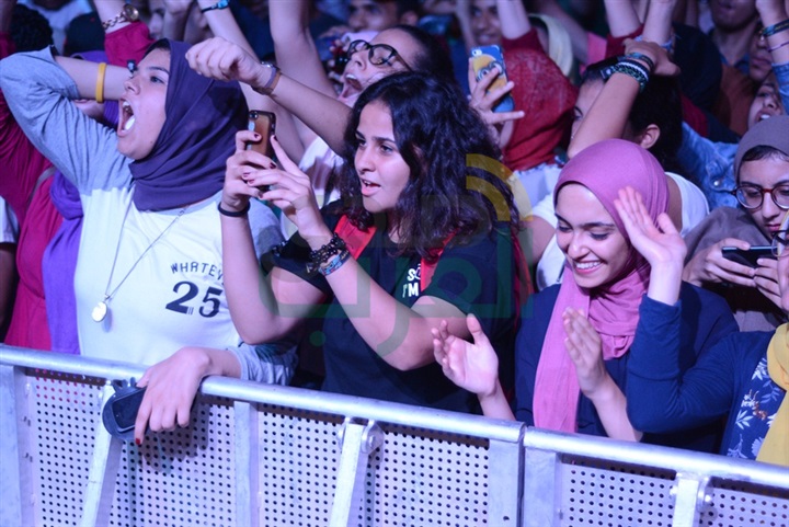 بالصور.. "مسار إجباري" تحتفل باليوبيل الذهبي للأضواء في الحديقة الصينية بالصور.. "مسار إجباري" تحتفل باليوبيل الذهبي للأضواء في الحديقة الصينية