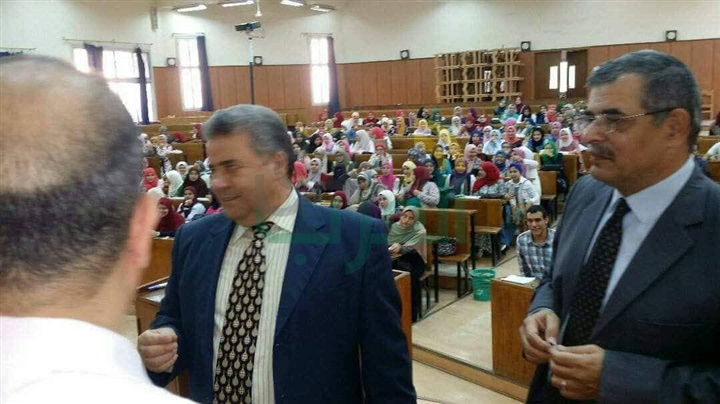 فى اليوم الأول للعام الدراسى: القاضى يتفقد 8 كليات
