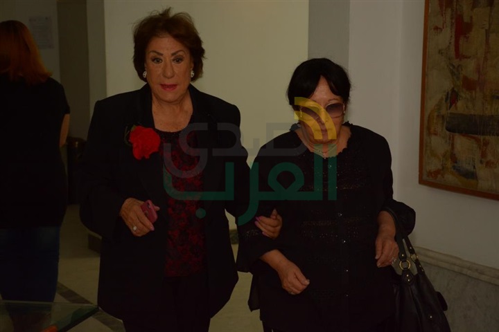 بالصور.. بدء حفل توقيع كتاب "أيام من حياتي" بحضور نجوم الفن بالصور.. بدء حفل توقيع كتاب "أيام من حياتي" بحضور نجوم الفن