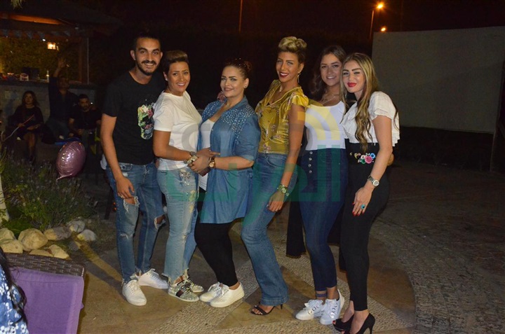 بالصور.. نجوم الفن والمجتمع فى عيد ميلاد لطفية ونعومى بالصور.. نجوم الفن والمجتمع فى عيد ميلاد لطفية ونعومى