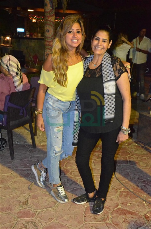 بالصور.. نجوم الفن والمجتمع فى عيد ميلاد لطفية ونعومى بالصور.. نجوم الفن والمجتمع فى عيد ميلاد لطفية ونعومى