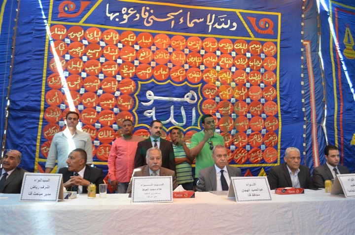 الهجان يشهد جلسة القودة بين آل احمد وآل ابو علام بالوقف