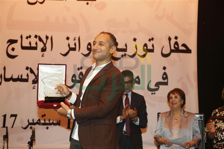 بالصور.. تكريم كوكبة من النجوم بحفل الانتاج الدرامي بدار الأوبرا المصرية بالصور.. تكريم كوكبة من النجوم بحفل الانتاج الدرامي بدار الأوبرا المصرية