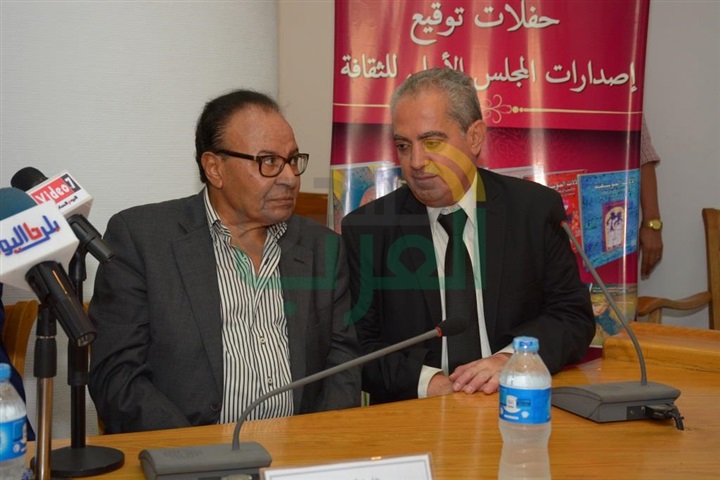بالصور.. بدء حفل توقيع كتاب "أيام من حياتي" بحضور نجوم الفن بالصور.. بدء حفل توقيع كتاب "أيام من حياتي" بحضور نجوم الفن