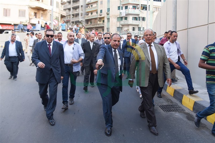 وزير النقل يفتقد التجهيزات النهائية لافتتاح نفق كليوباترا بالإسكندرية