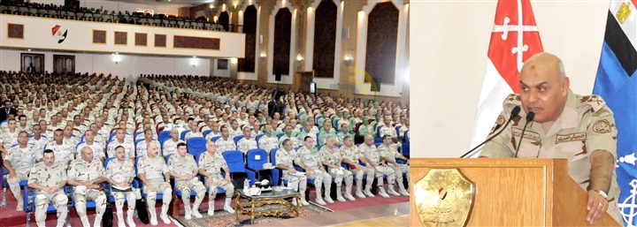  وزير الدفاع والانتاج الحربي  يلتقي بطلبة كلية الضباط الاحتياط  