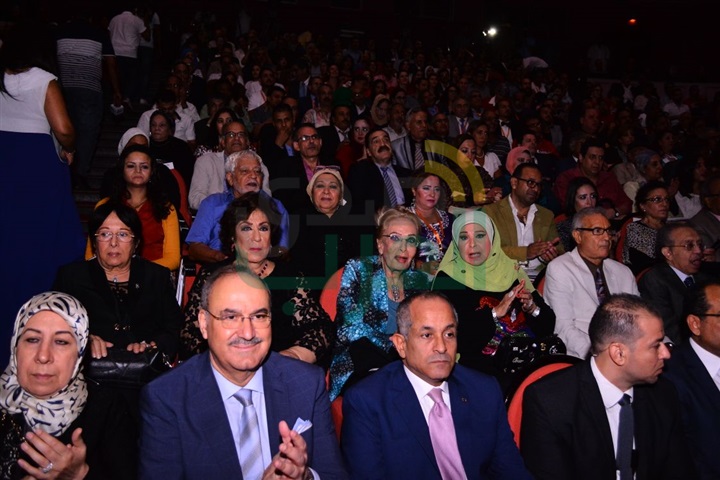 بالصور.. بدء افتتاح مهرجان القاهرة الدولي للمسرح المعاصر التجريبي بالصور.. بدء افتتاح مهرجان القاهرة الدولي للمسرح المعاصر التجريبي