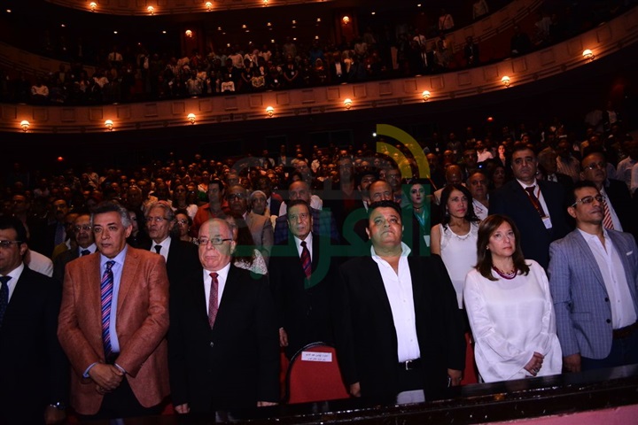 بالصور.. بدء افتتاح مهرجان القاهرة الدولي للمسرح المعاصر التجريبي