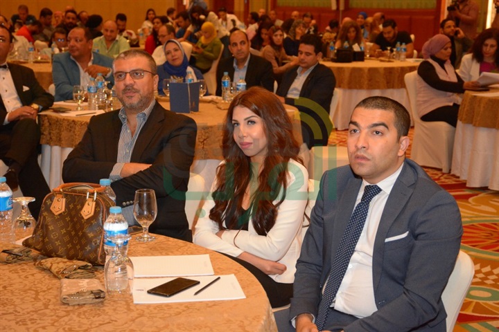 بالصور.. بدء المؤتمر الصحفي الخاص بالإعلان عن تفاصيل شراء قناة الحياة بحضور ملاكها بالصور.. بدء المؤتمر الصحفي الخاص بالإعلان عن تفاصيل شراء قناة الحياة بحضور ملاكها